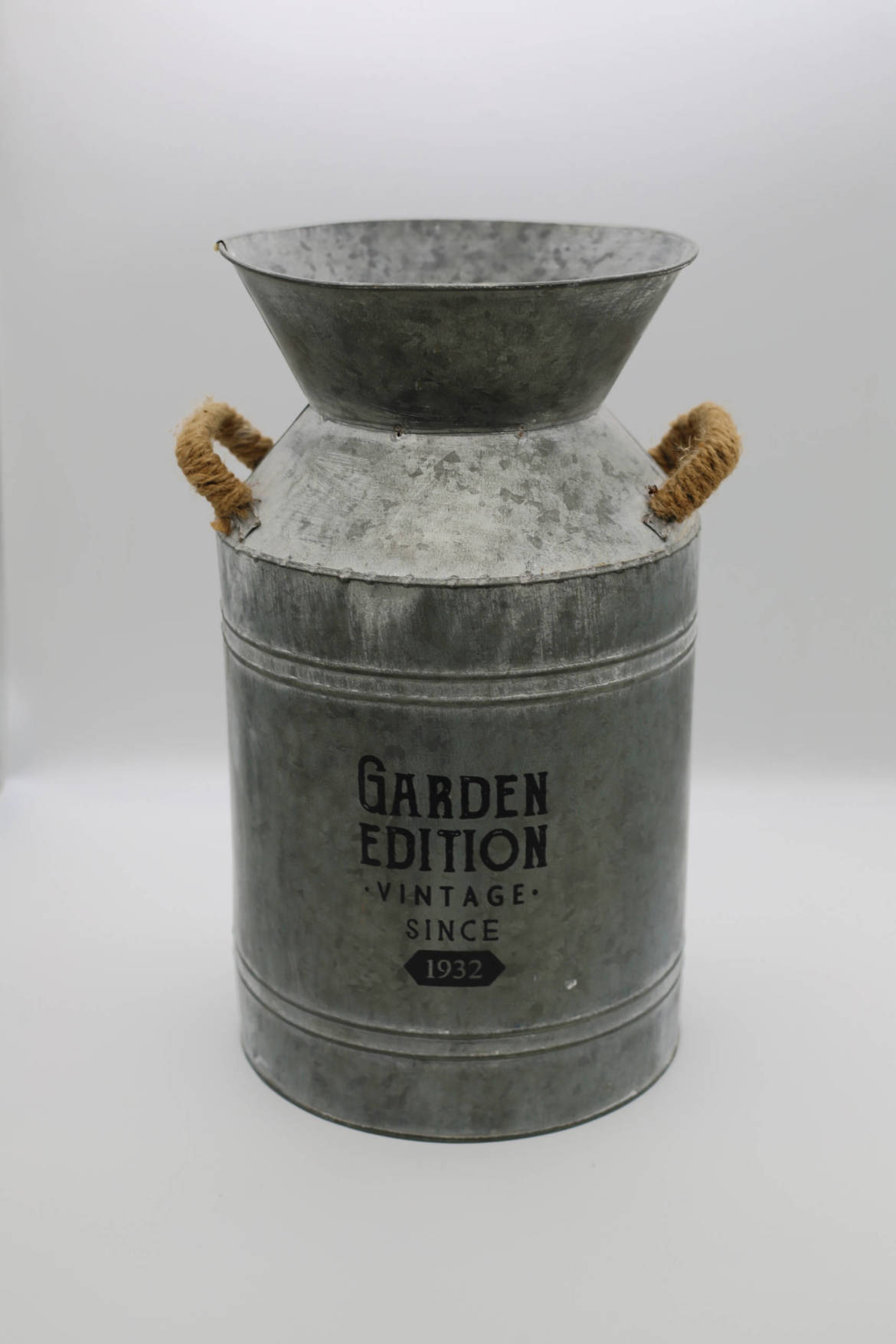 pot-a-lait-zinc-garden-edition-scaled.jpg